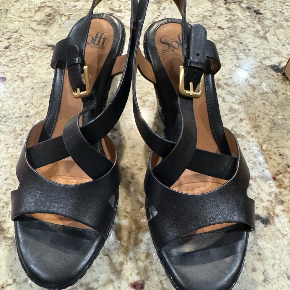Women's Black Sandals
